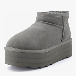 Cushionaire Hippy Women’s Suede Platform Ankle Boots